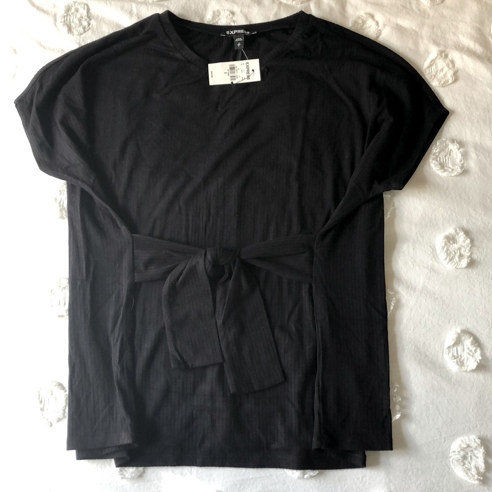Express Tie-waist tee